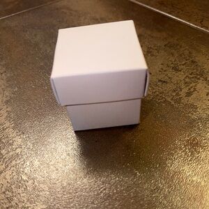 White Gift Box-Set of 35